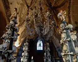 Sedlec Ossuary is known for its structure as it is named as The Bone church which means that the little chapel with build with whole artistic bones an